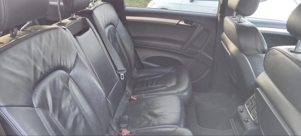 Audi Q7 3.0 Tdi V6 S Line * 7 lugares * IUC: 72€