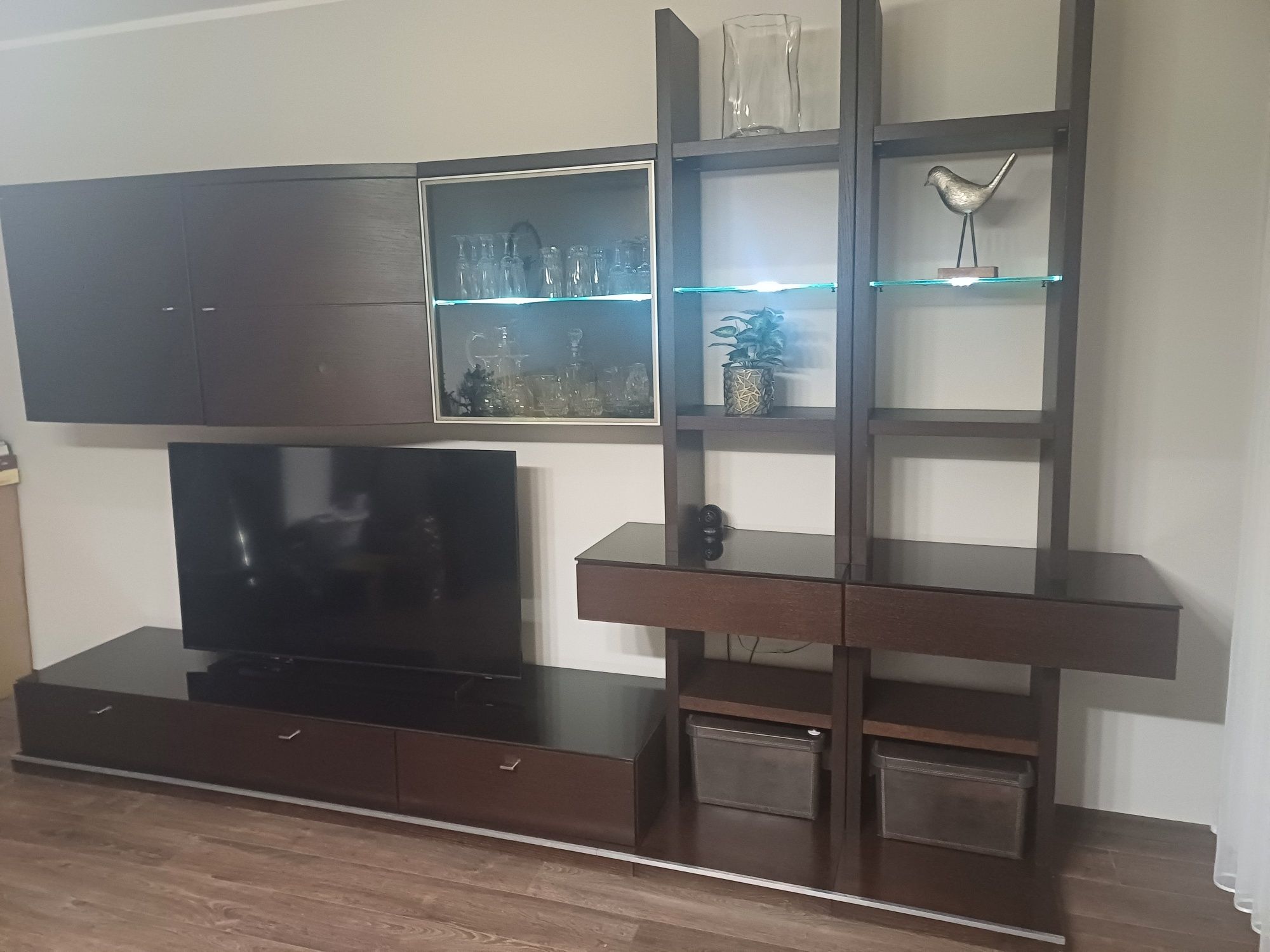 Meble drewniane Cosmopolitan BFM dąb wenge