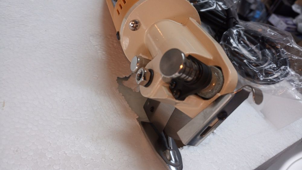 maquina corte circular tecido, malhas, couro cartão tesoura electrica