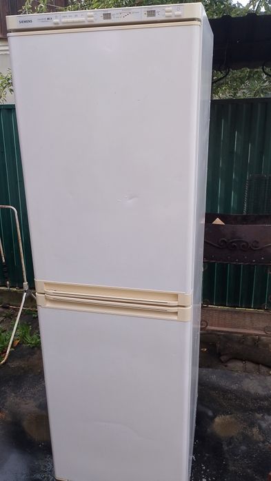 Продам холодильник.