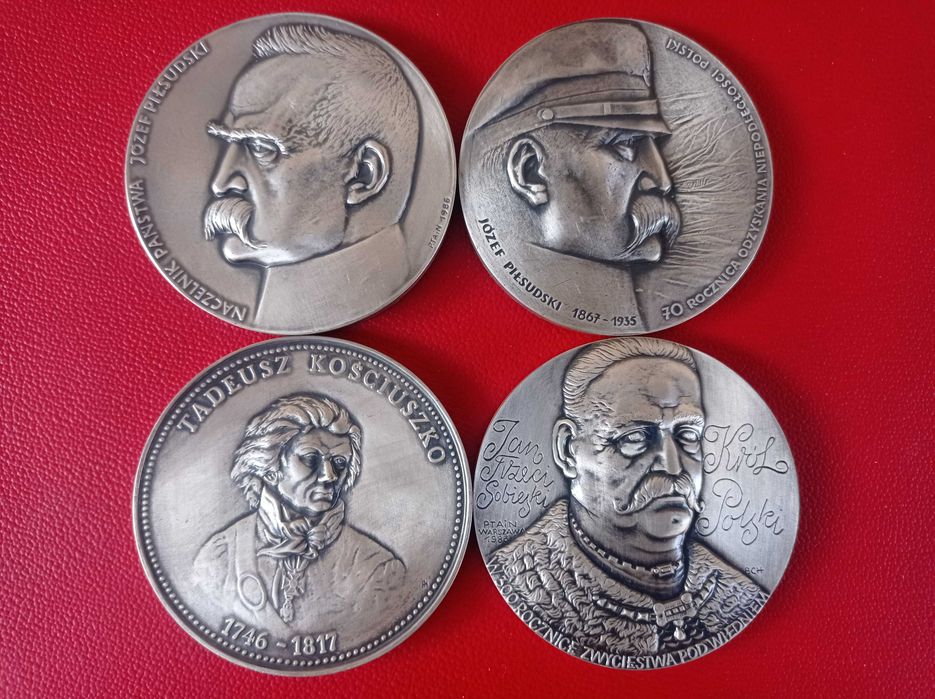 Medale PTAiN - Piłsudski, Kościuszko, Sobieski - 4 sztuki.