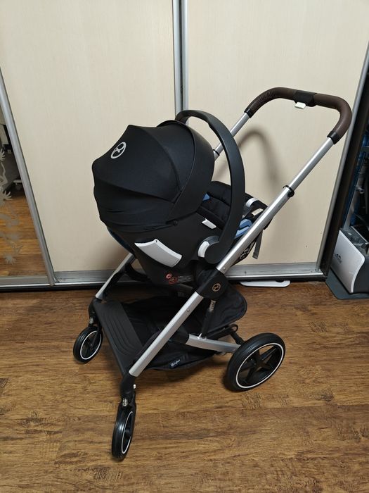 Cybex брендовий візочок в доброму стані!+ Подарунок