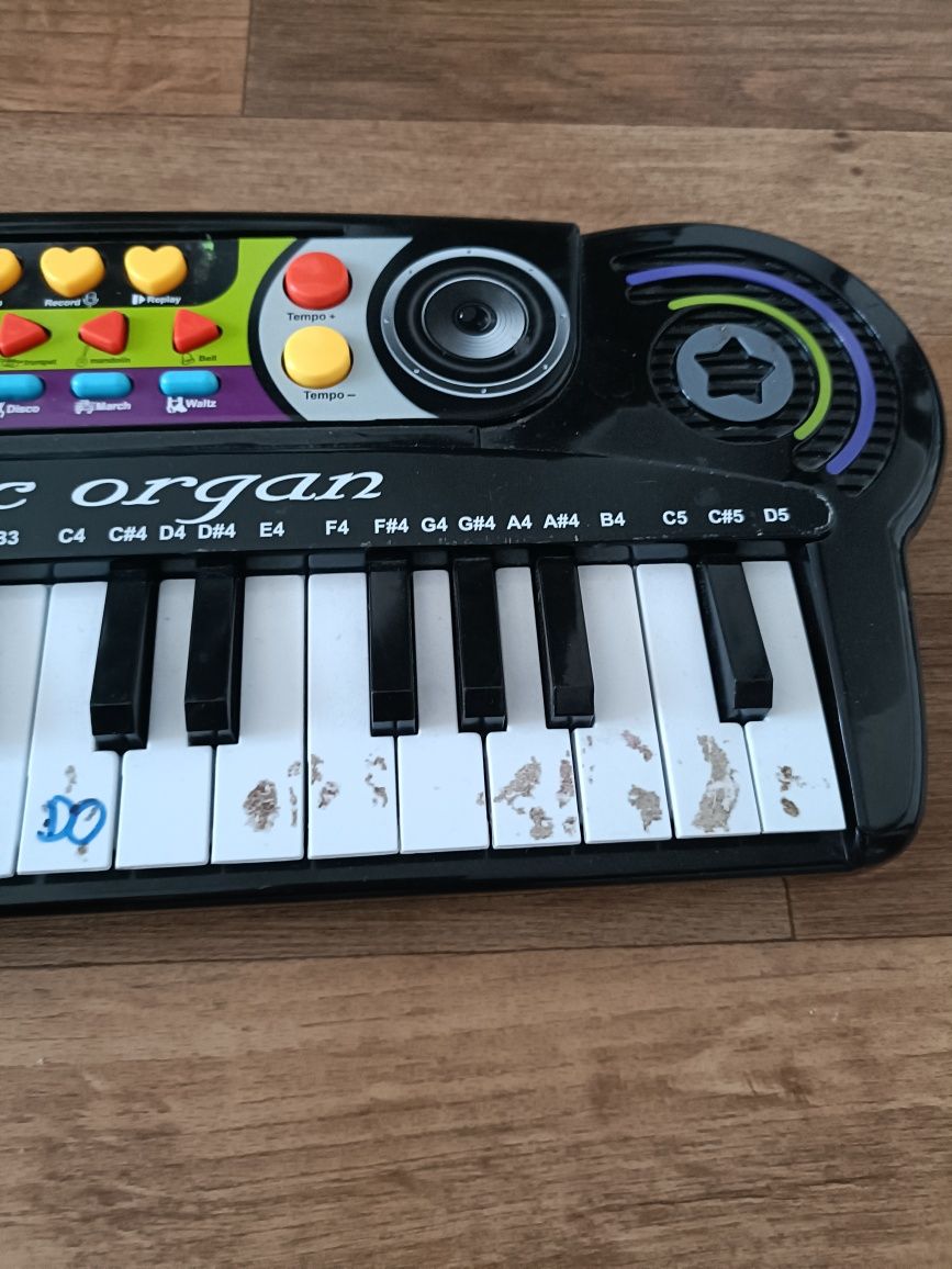 Mini pianino dla dziecka