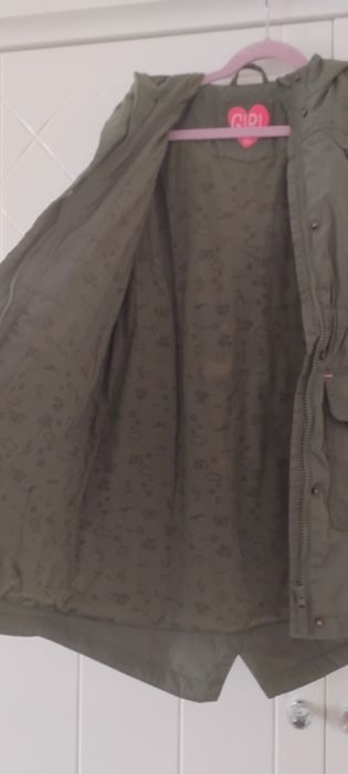 Kurtka wiosenna Smyk 134 parka khaki