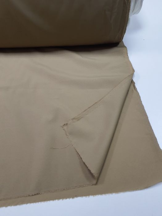 Tkanina cieńsza ciemny beż szer.152 cm.