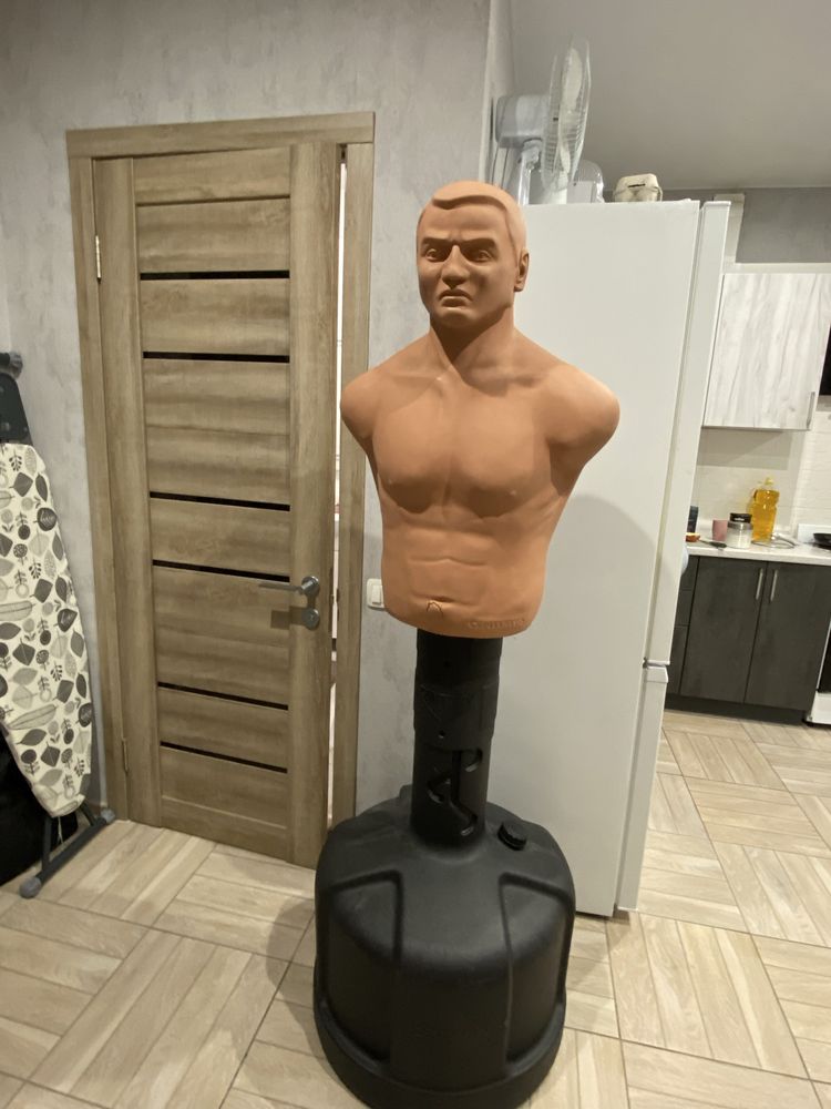Манекен для бокса Century