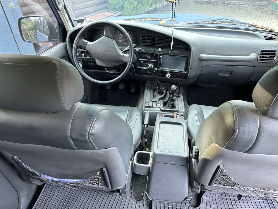 Toyota Land Cruiser 80 внедорожник