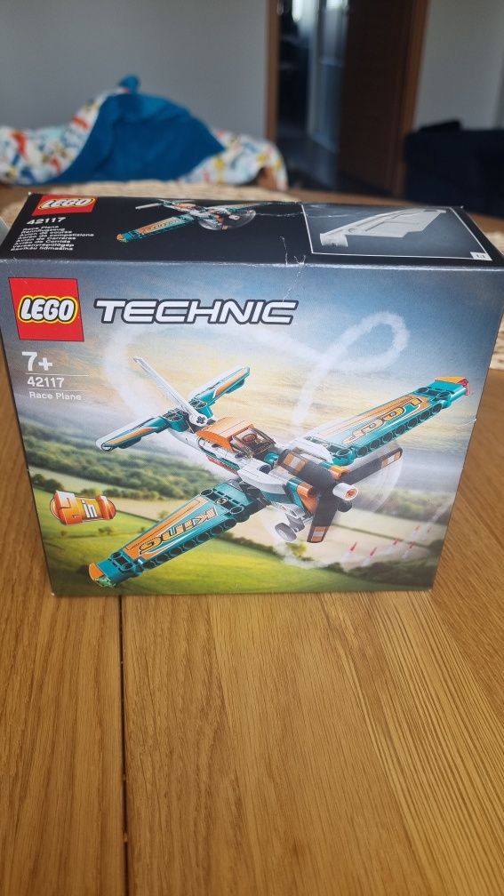Lego technic 42117 Race plane nieużywane otwarte pudełko
