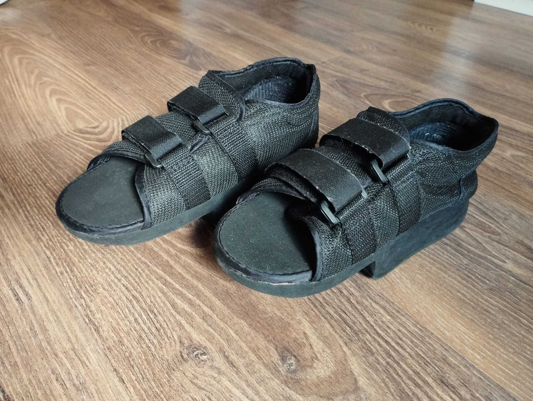 Sapatos Pós-Cirúrgicos (com tacão, 39-40)