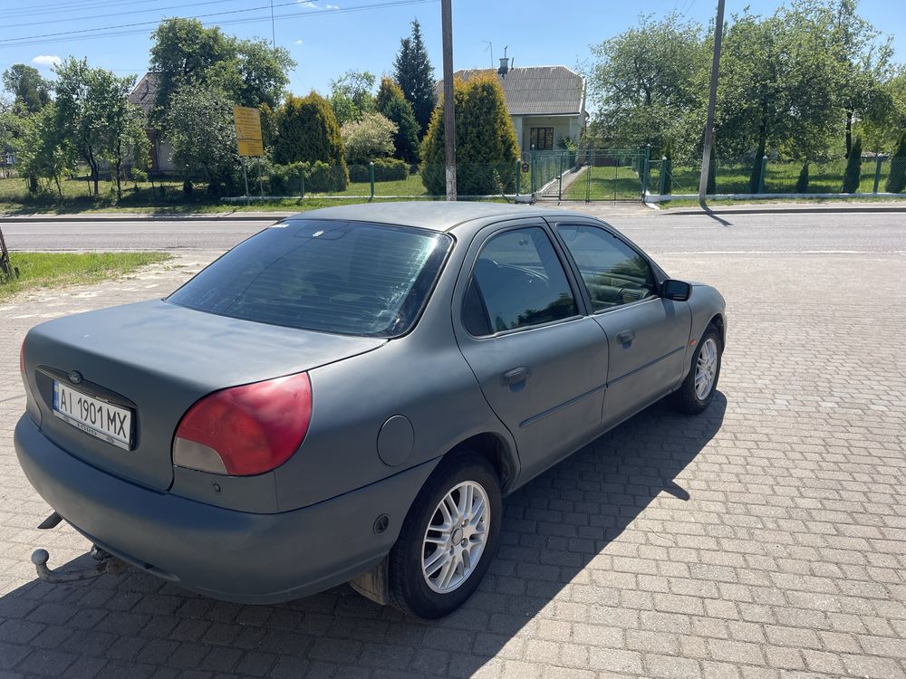 Ford Mondeo 2 в хорошому стані