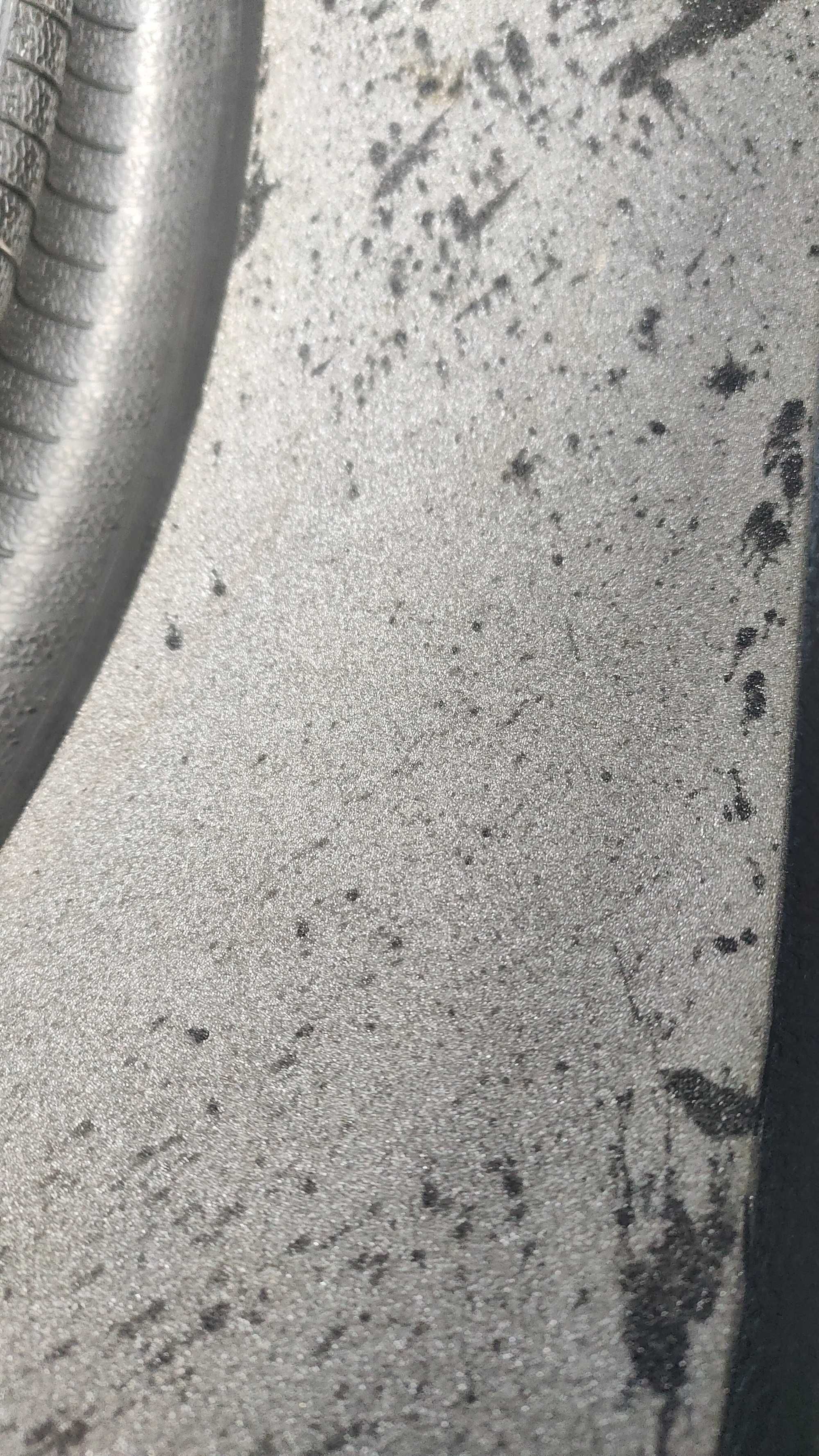 Opony Letnie 255/40/21 Pirelli 2szt 6,2mm