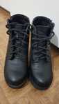 Botas pretas salto