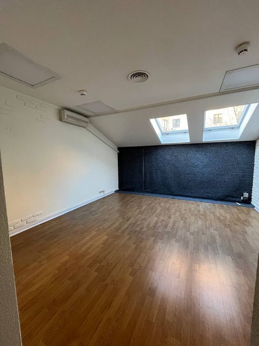 Аренда под офис, салон, шоу-рум - 25 м.кв., Шевченковский район.