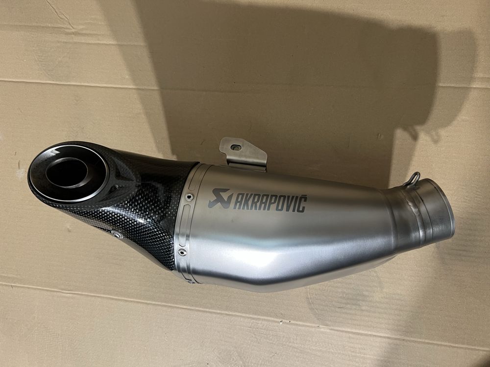 Akrapovic kompletyn uklad wydechowy kawasaki z650 ninja 650