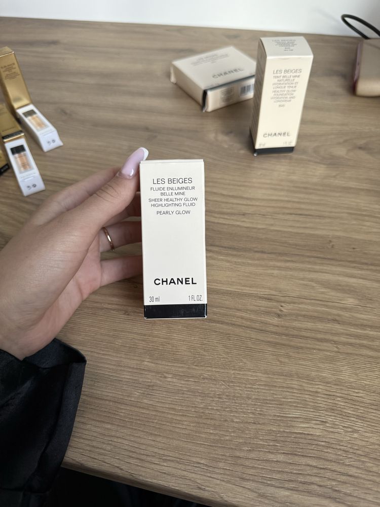 Флюїд-хайлайтер Chanel Les Beiges Sheer Healthy Glow Highlighting