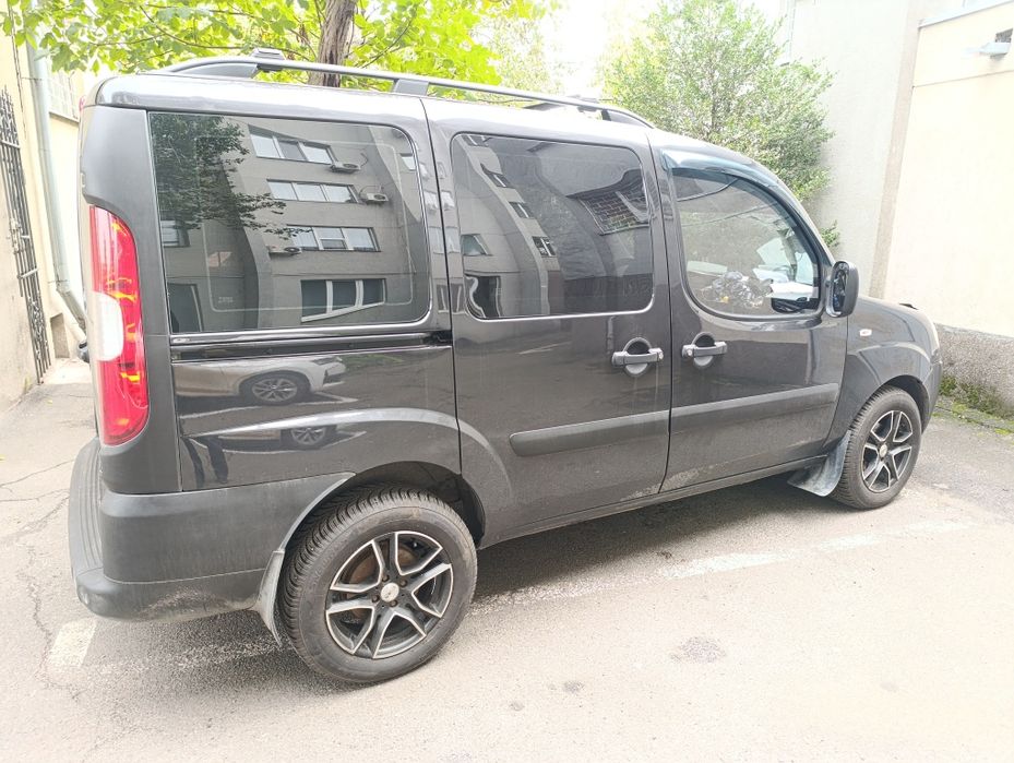 Fiat doblo 223 9-го года випуска 1.3 multijet