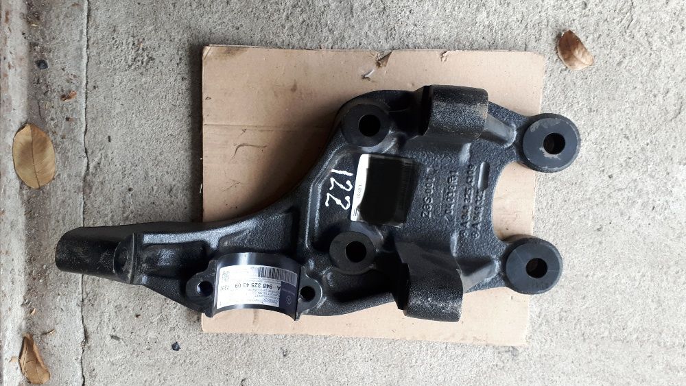 MERCEDES-BENZ ACTROS 4140 Кронштейн A94832543097390