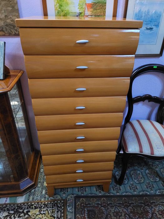 Camiseiro com dez gavetas - Muito bom estado geral