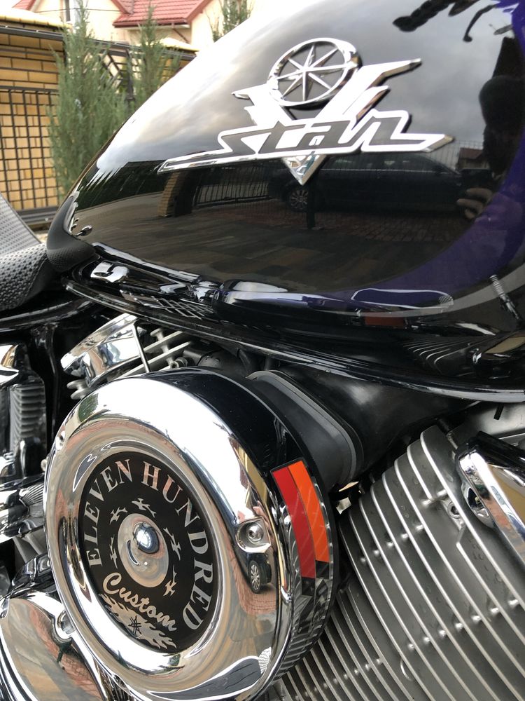 Yamaha VStar XVS1100 Custom