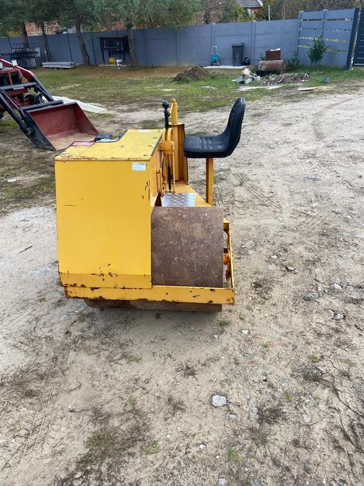 Walec do rownania terenu, zakładania ogrodu silnik Honda