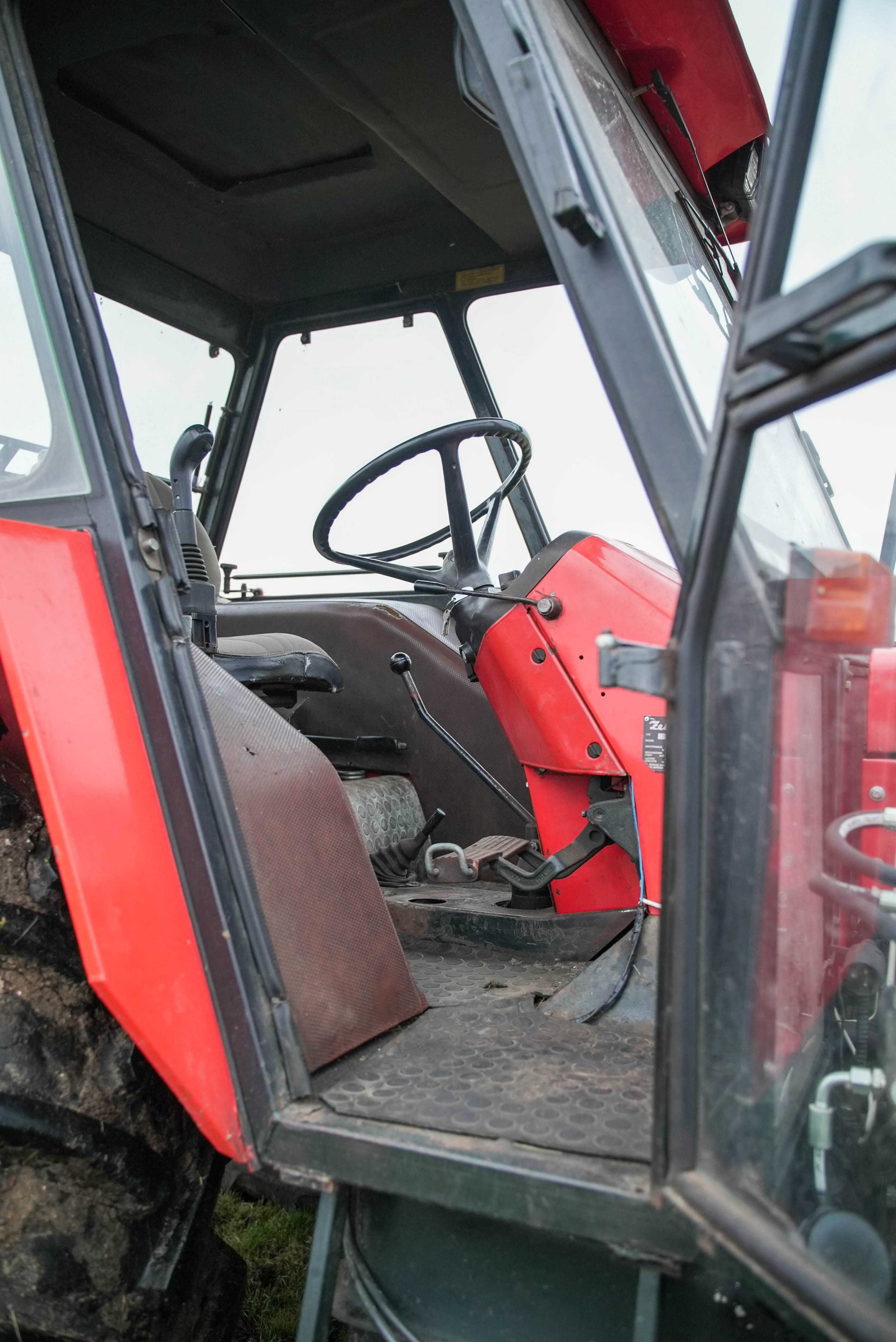 Ciągnik Zetor  + tur do negocjacji