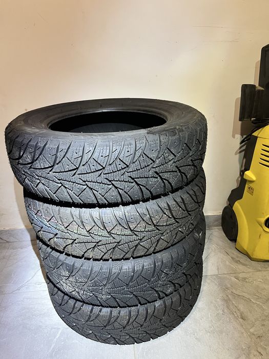 Продам зимову резину на авто. 175/65 R 14