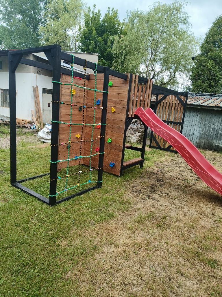 Plac zabaw dla dzieci ,małpi gaj, huśtawki, drążki,slizg3m.