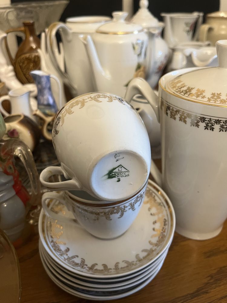 Skarby PRL porcelana i szkło