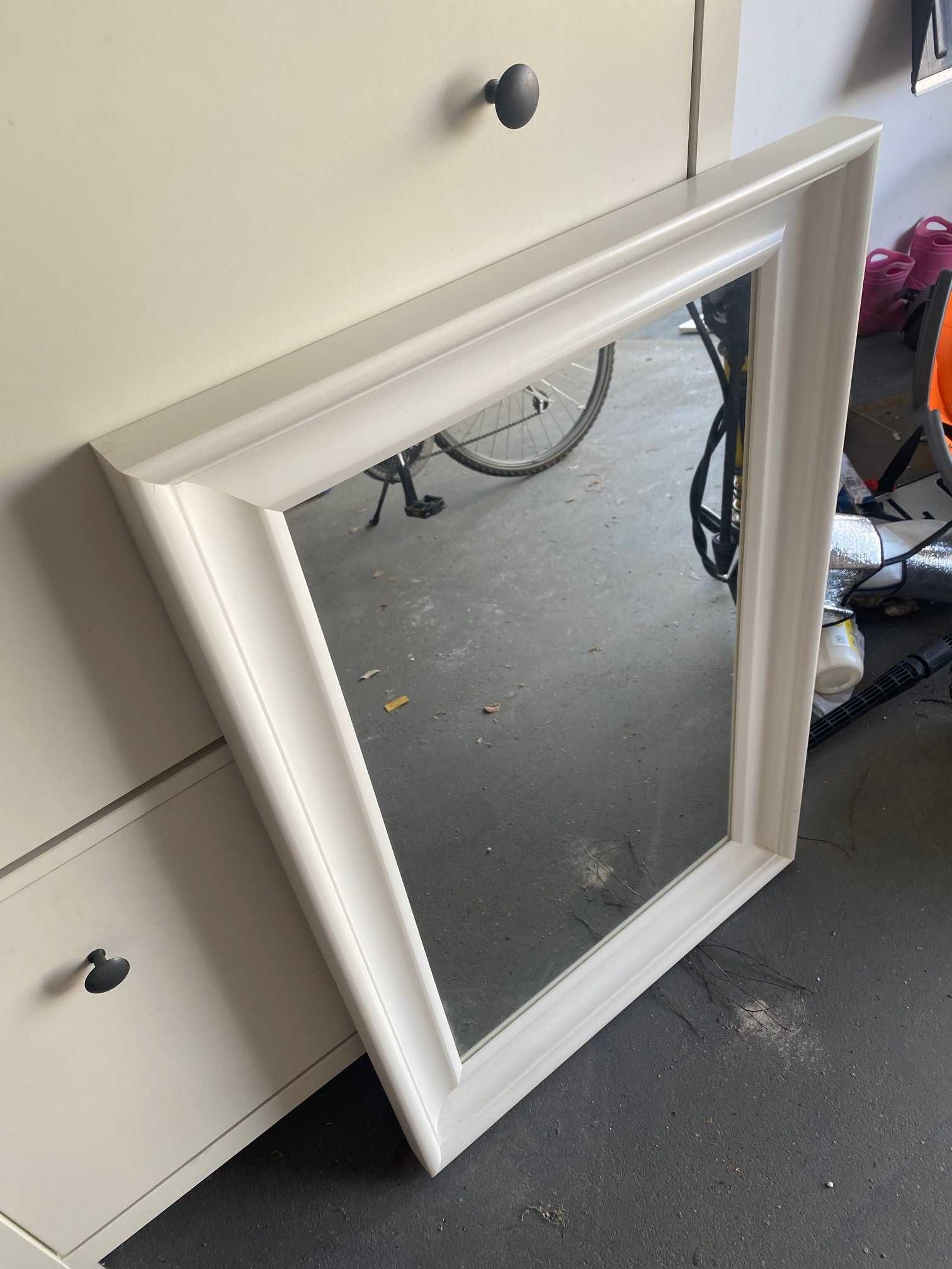 Meble do przedpokoju IKEA Hemnes - szafka na buty, lustro i wieszak