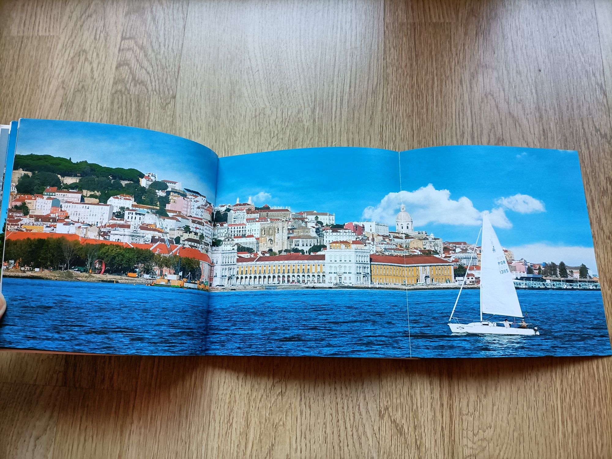 Livro Lisboa - Viagens e Histórias (Sintra - Mafra - Cascais) da Objec