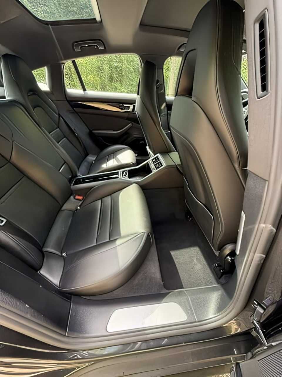 2018 Porsche Panamera