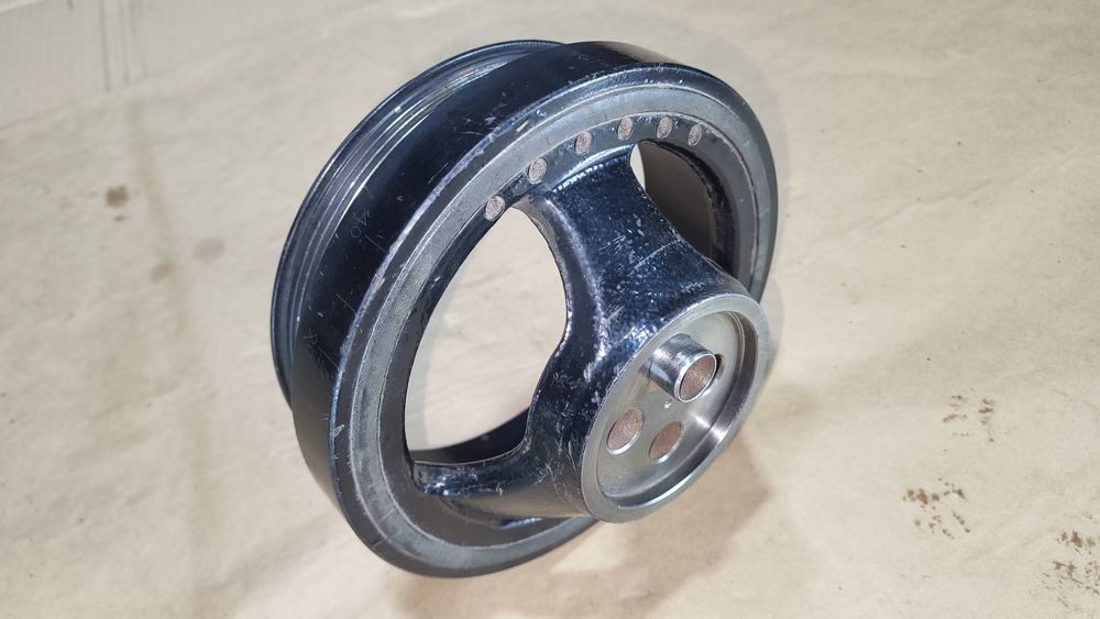 Шкив коленвала на Мерседес Спринтер W 906 2.2 cdi OM 651 (2009 — 2018