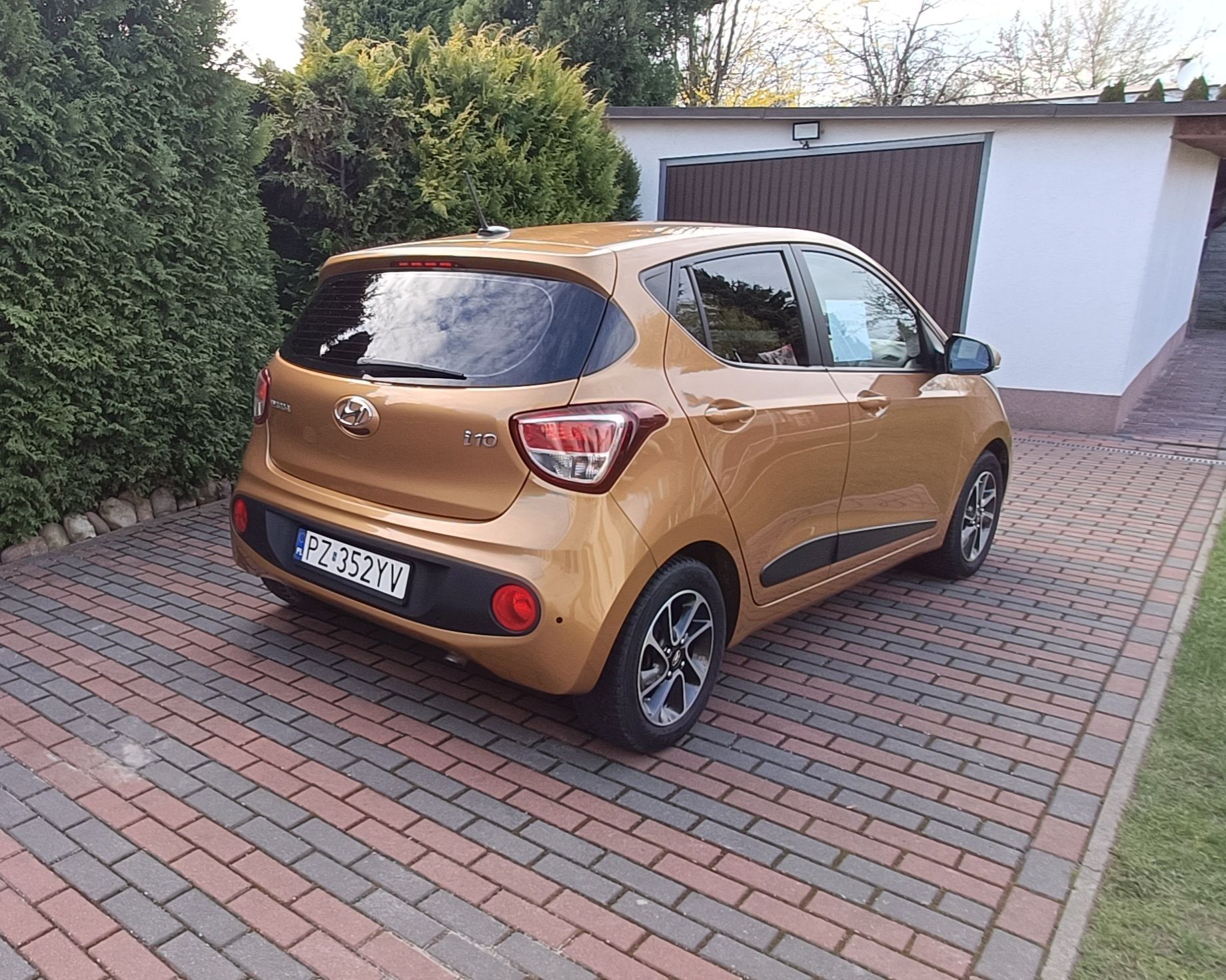 Hyundai i10 Limted Edition Golden