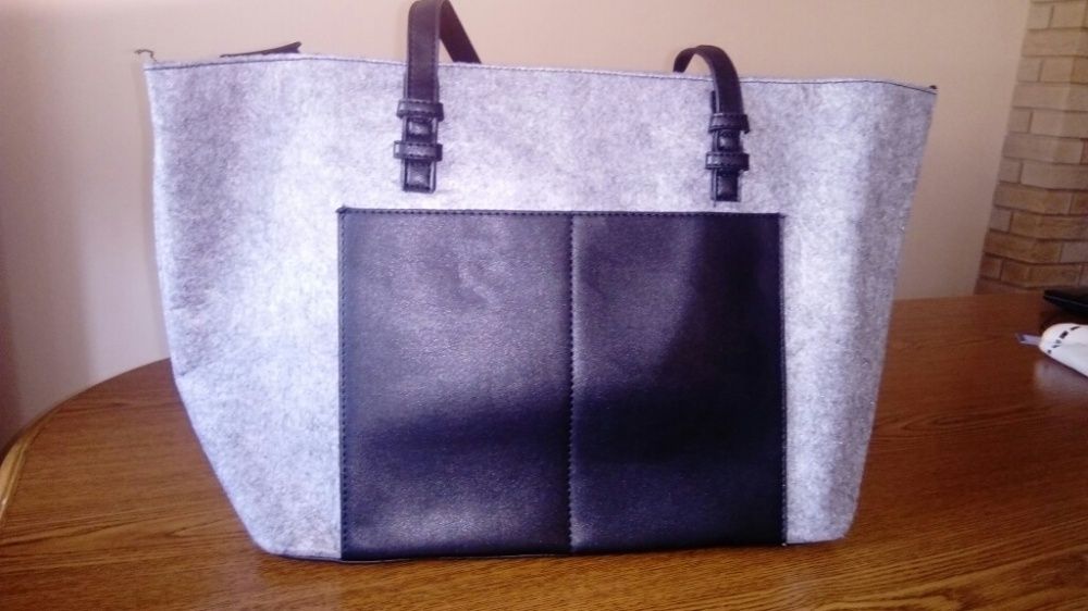 Torebka damska firmy CARRY z filcu