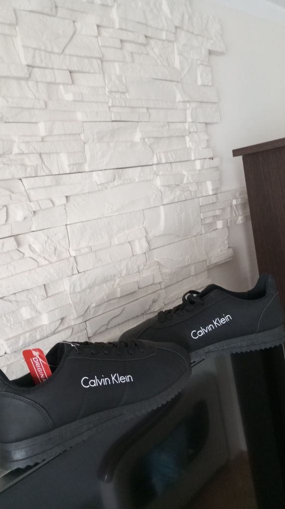 CK damskie buty rozmiar 37