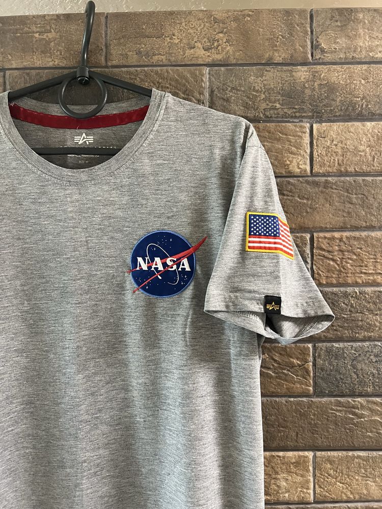 Футболка Alpha Industries Nasa