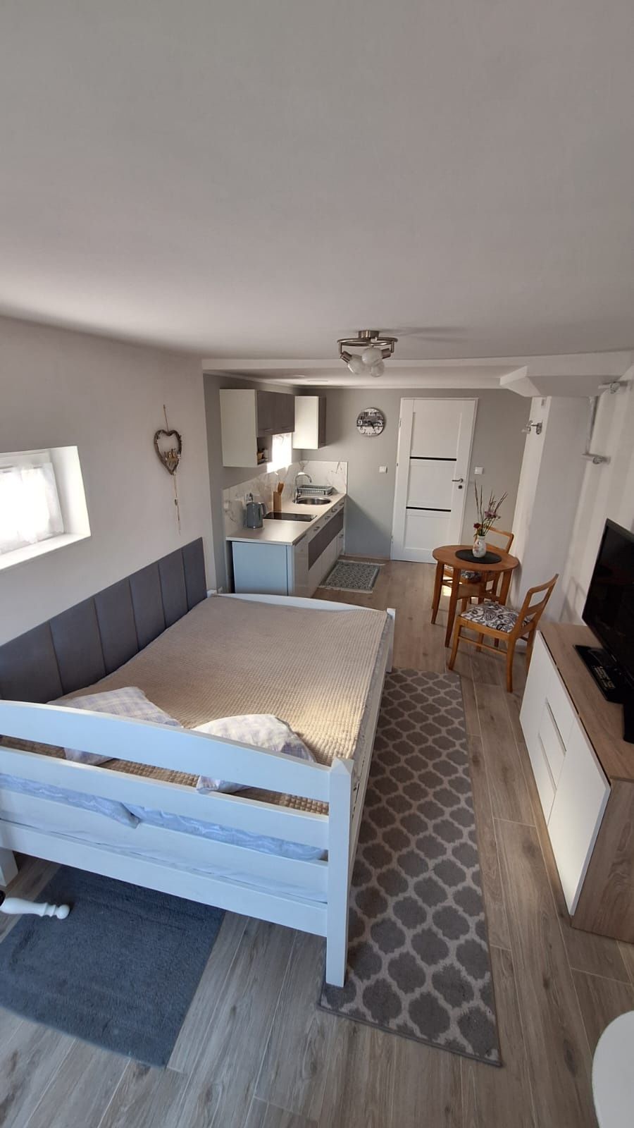 Nowy apartament nad jeziorem