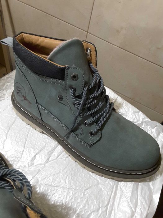 Мужские зимние ботинки 44-45 размера, цвета "хаки"