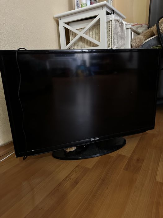 Продаж телевізори 32 новий стан Ful Hd T2 USB