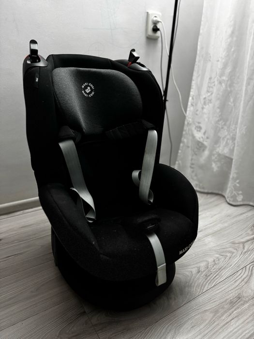 Продам автокрісло MAXI - COSI, 9-18 кг