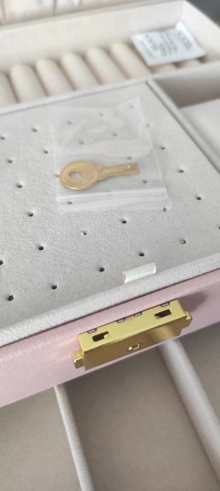 Caixa de Joias rosa claro