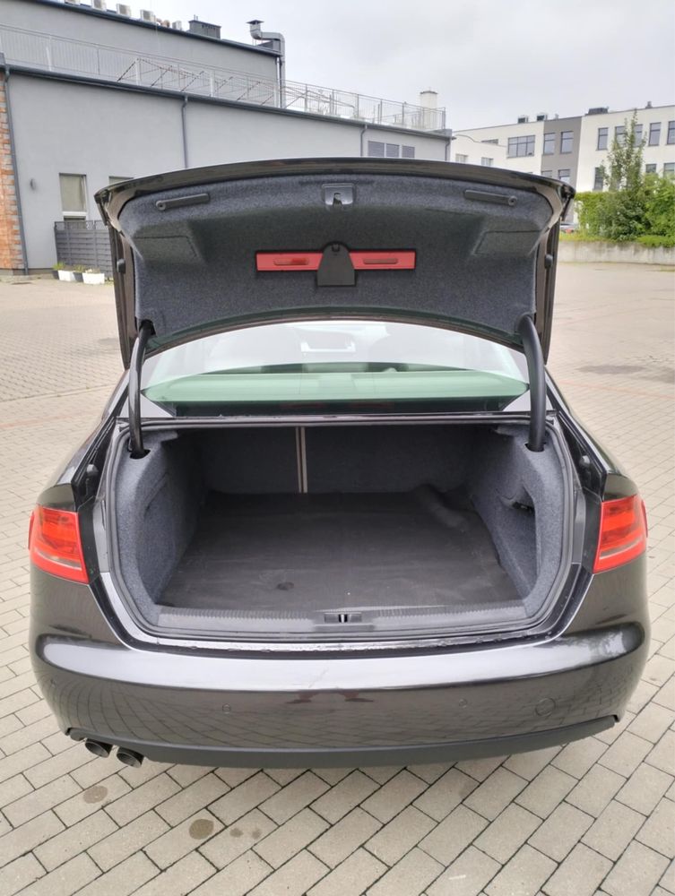 śliczna Audi A4 2.0 TDI pełny serwis z Niemiec polecam