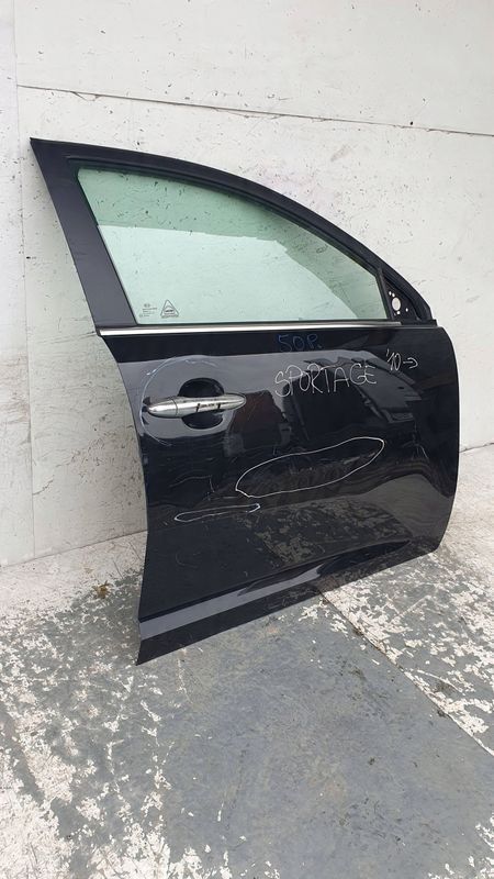 KIA Sportage 3 III 10-15 prawe drzwi przednie przód €