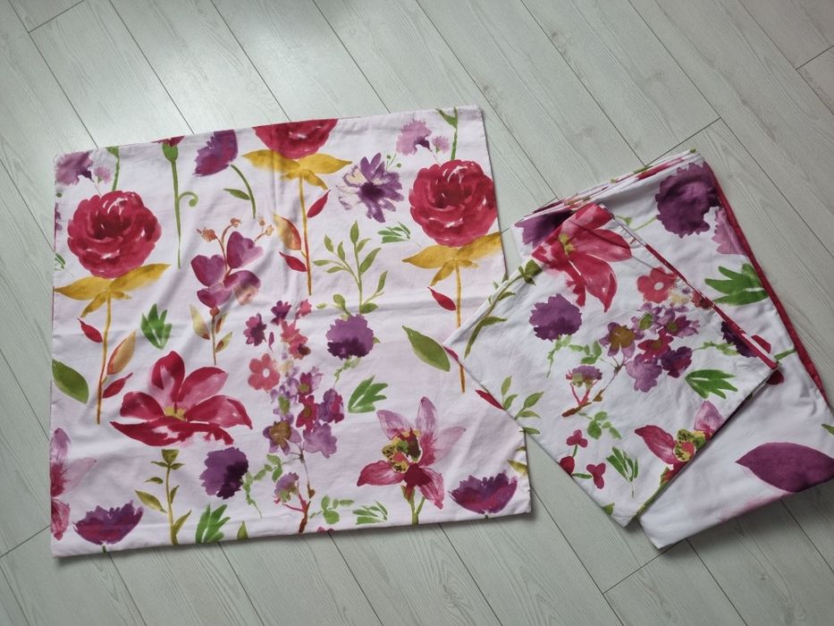Kwiatowa pościel meradiso Lidl
Poduszki 2 szt. 70x80
Kołdra 200x220