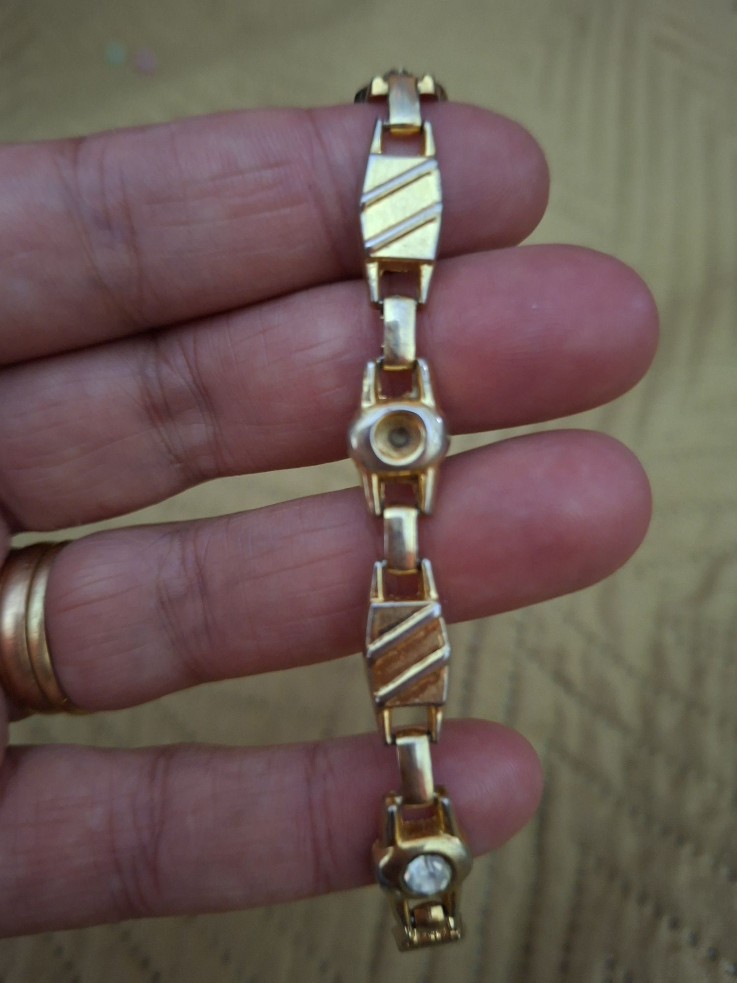 Várias pulseiras