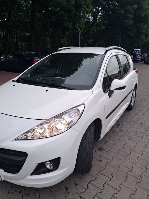 Peugeot 207 sw 1.6hdi  2010 rok
