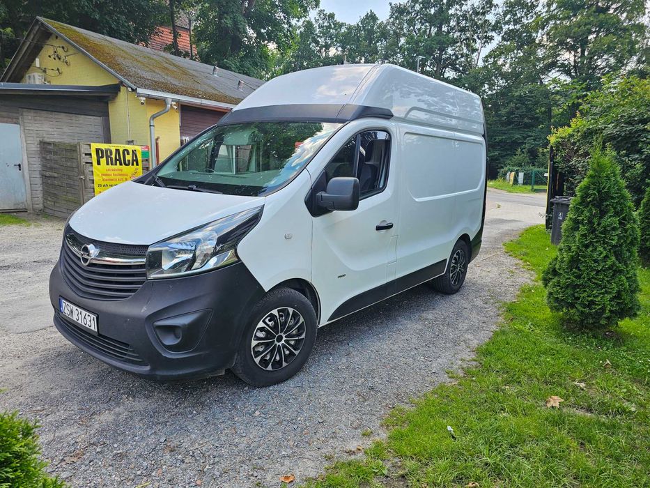 Opel VIVARO 1,6d BiTurbo, 2016r L1H2 (Wysoki, nie Renault Trafic)