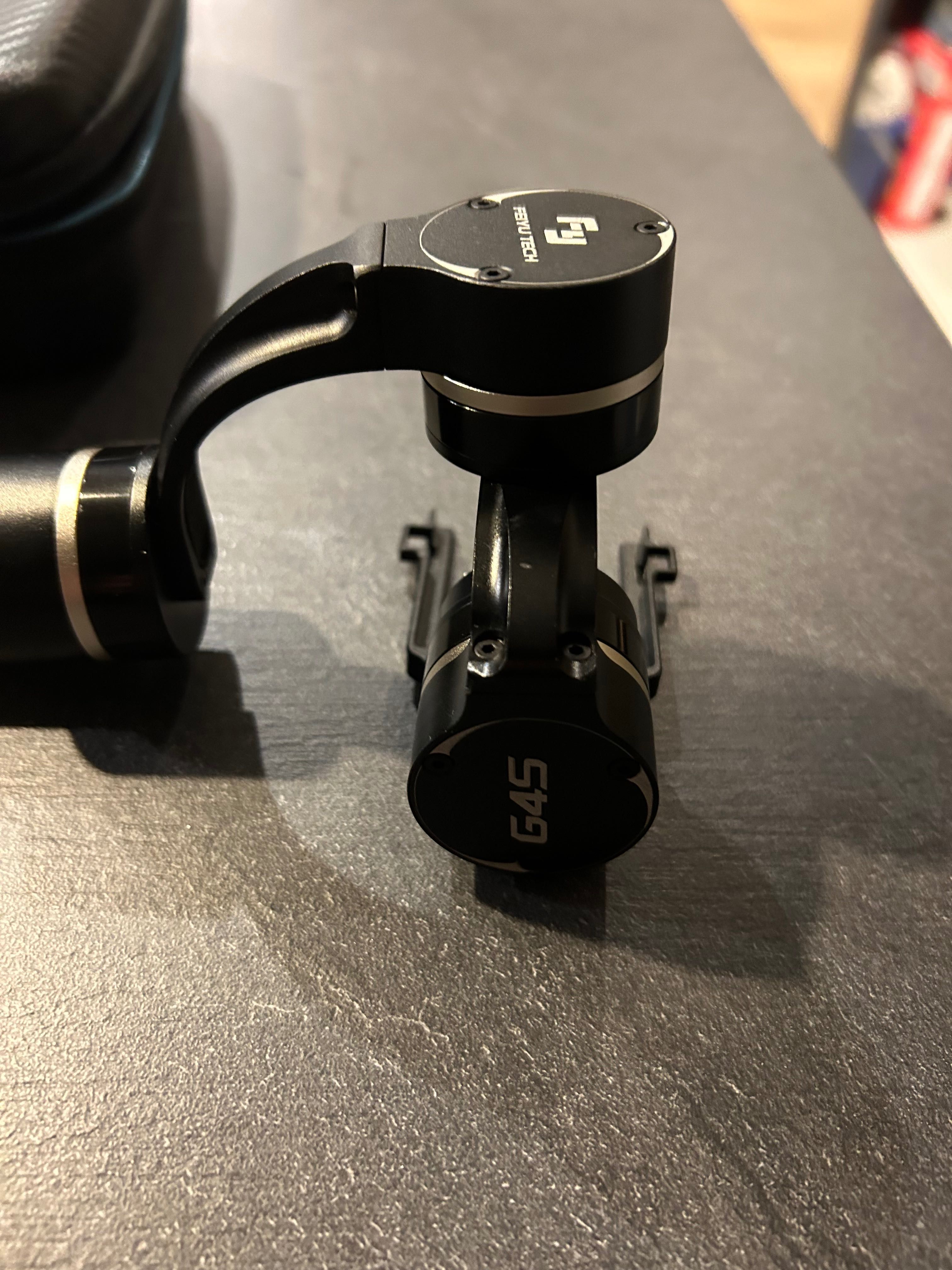 Stabilizator elektroniczny (gimbal) FeiYuTech G4S czarny