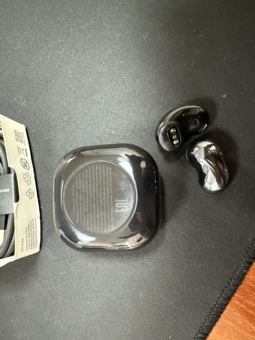 Безпровідні наушники samsung galaxy Buds Live (SM-R180NZKASEK) black