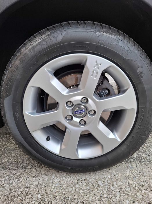 Felgi z oponami VOLVO OE XC70 XC60 17"